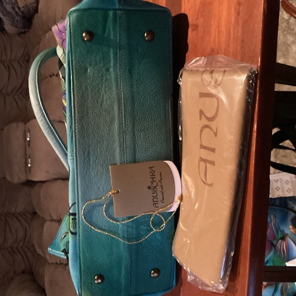 Anuschka leather Handpainted handbag - Picture 5 of 5